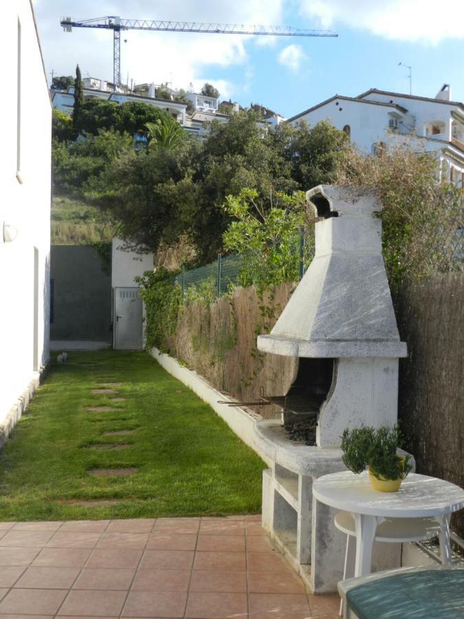 Villa Med Sitges Luaran gambar